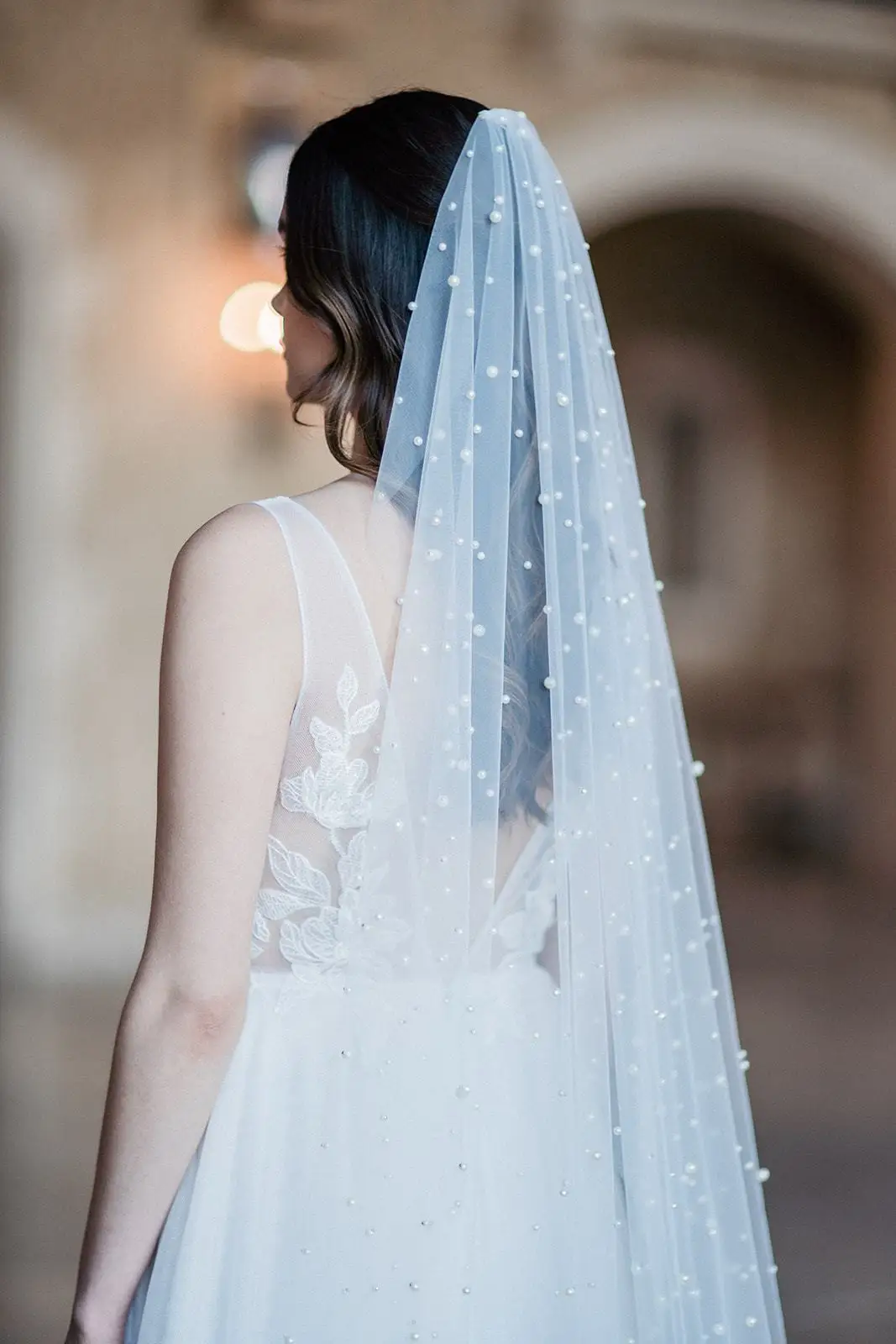 YouLaPan Wedding Veil 1 Tier Elegant Pearls Bridal Veils Long Cathedral Style Chapel Length Christian Veil Brides V182
YouLaPan Wedding Veil 1 Tier Elegant Pearls Bridal Veils Long Cathedral Style Chapel Length Christian Veil Brides V182