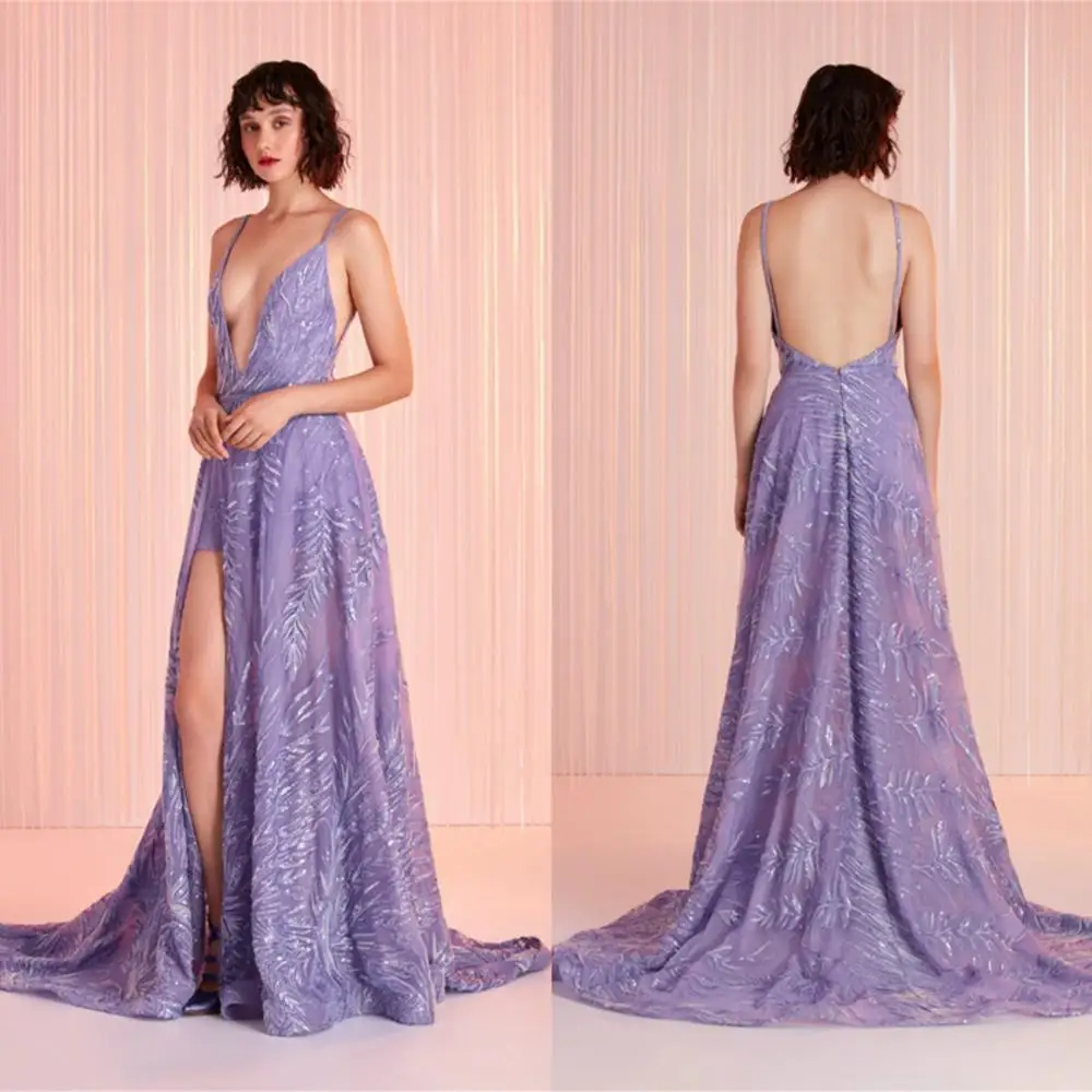 Elegant Lace Evening Dresses Spaghetti Straps High Side Split Appliques Prom Gowns 2020 Sexy Backless Sweep Train Party Dress
Elegant Lace Evening Dresses Spaghetti Straps High Side Split Appliques Prom Gowns 2020 Sexy Backless Sweep Train Party Dress
