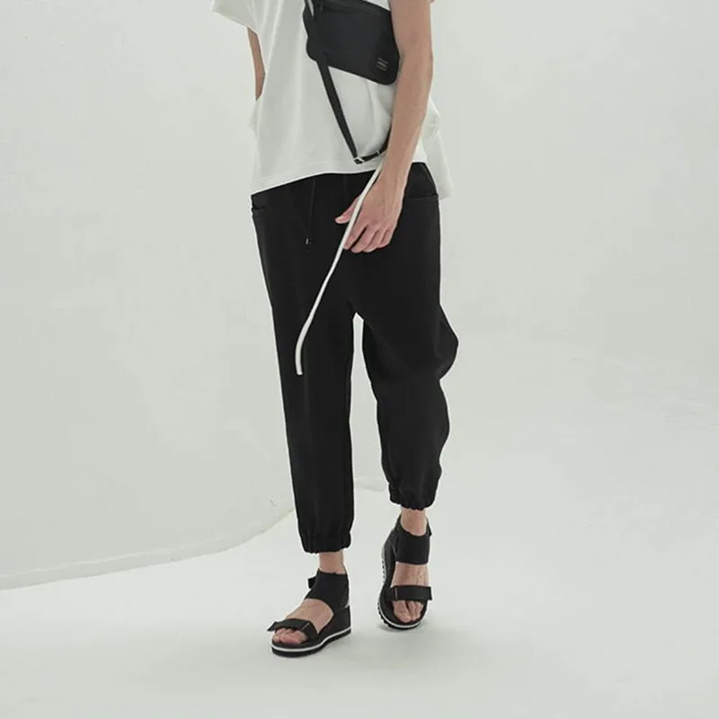 Men's nine point Leggings loose 2021 spring and summer new show trend solid color mid waist youth non iron casual pants
Men's nine point Leggings loose 2021 spring and summer new show trend solid color mid waist youth non iron casual pants