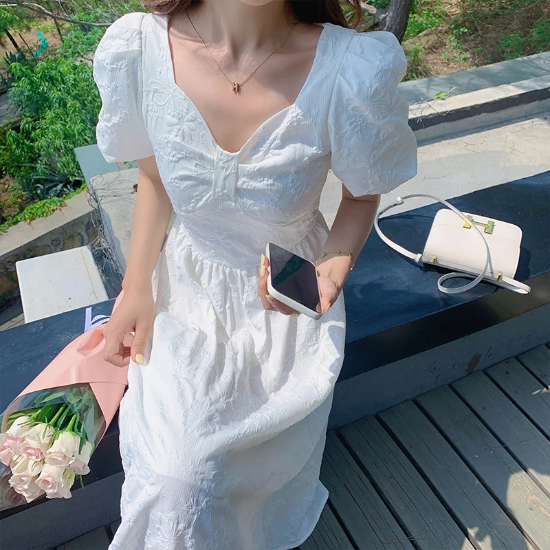 Summer Dress Women 2021 New French Retro Long Dress Puff Sleeve White Dress V Neck Print Solid Color Chiffon Midi Dress Female
Summer Dress Women 2021 New French Retro Long Dress Puff Sleeve White Dress V Neck Print Solid Color Chiffon Midi Dress Female