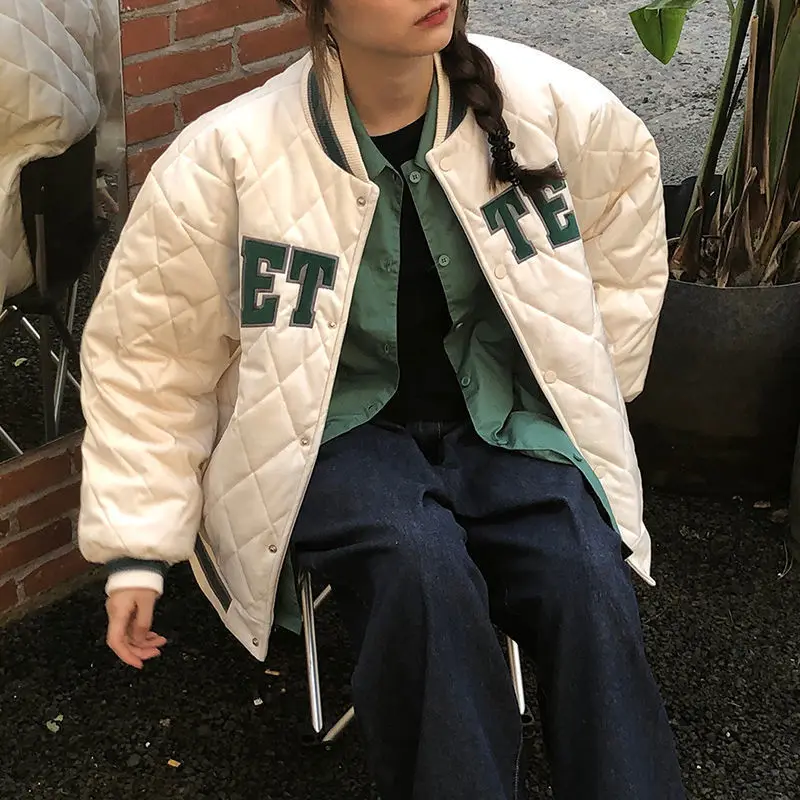 Winter Student Quilted Baseball Uniform Jacket Women Jackets Harajuku Style Loose Padded Couple Padded Tops Female Trend Coat
Winter Student Quilted Baseball Uniform Jacket Women Jackets Harajuku Style Loose Padded Couple Padded Tops Female Trend Coat