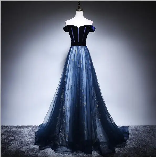 A-Line Sleeveless Prom Dresses Long Sweep Train Evening Gown Backless appliques Vestidos
A-Line Sleeveless Prom Dresses Long Sweep Train Evening Gown Backless appliques Vestidos