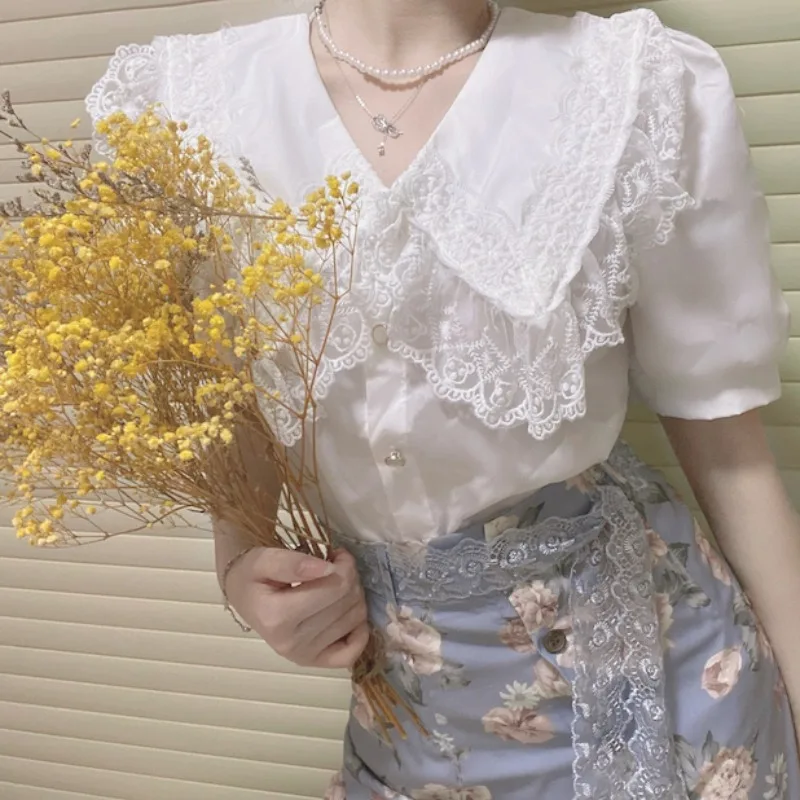 Vintage All Match High Street Hollow 2021 Embroidered White Shirts Office Lady Sweet Sexy Chic Lace Lapel Blouses
Vintage All Match High Street Hollow 2021 Embroidered White Shirts Office Lady Sweet Sexy Chic Lace Lapel Blouses