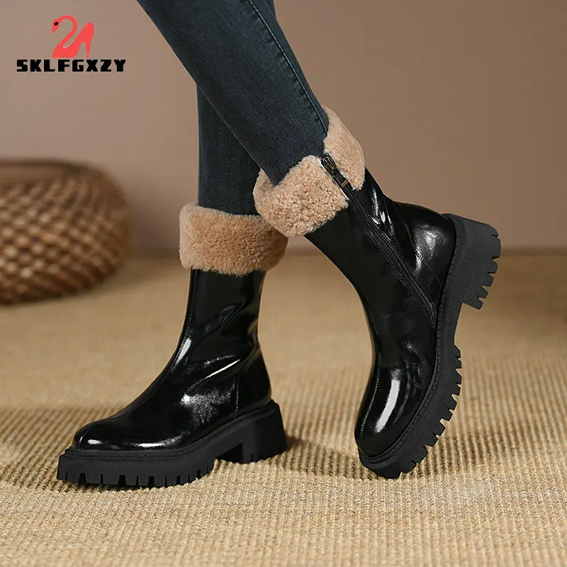 Winter Fur Snow Boots Women British Style Genuine Leather Ankle Plush Warm Shoes Outdoor Chelsea Boots
Winter Fur Snow Boots Women British Style Genuine Leather Ankle Plush Warm Shoes Outdoor Chelsea Boots