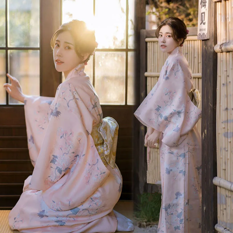 Traditional Japanese Style Kimono Women Elegant Party Dress Yukata Fashion Vestidos Girls Retro Robe Bathrobes Cosplay Costume
Traditional Japanese Style Kimono Women Elegant Party Dress Yukata Fashion Vestidos Girls Retro Robe Bathrobes Cosplay Costume