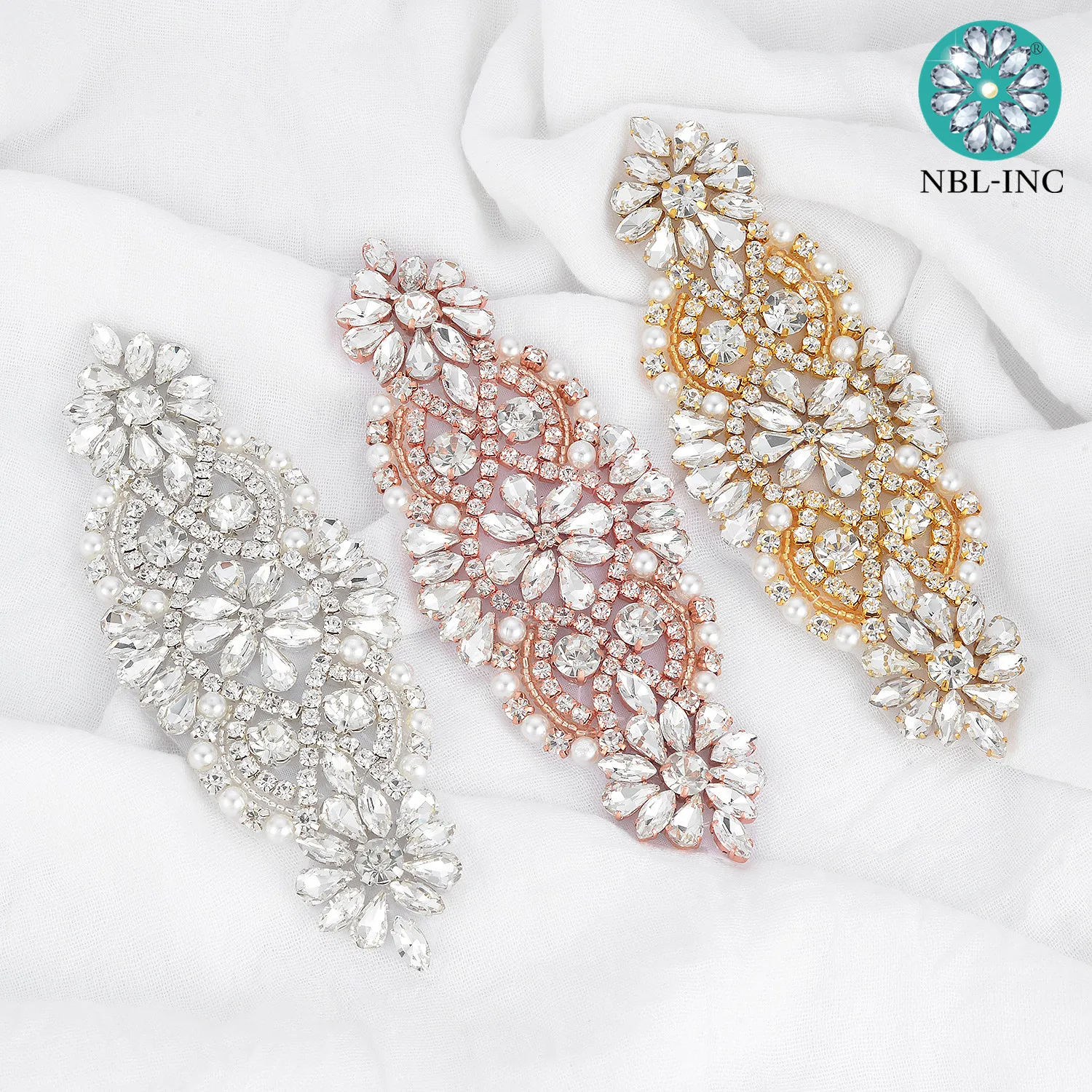 (10pcs) Silver rose gold rhinestone applique accessories beaded wedding crystal glass applique for dress garment WDD0230
(10pcs) Silver rose gold rhinestone applique accessories beaded wedding crystal glass applique for dress garment WDD0230