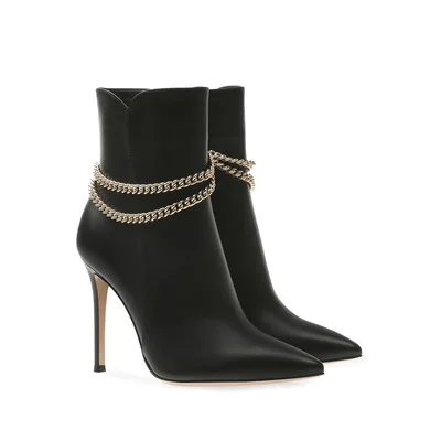2022 Latest Women Short Black Ankle Boots Stylish Booties Ladies Pointed Toe Stiletto High Heel With Gold Metal Chain Shoes
2022 Latest Women Short Black Ankle Boots Stylish Booties Ladies Pointed Toe Stiletto High Heel With Gold Metal Chain Shoes