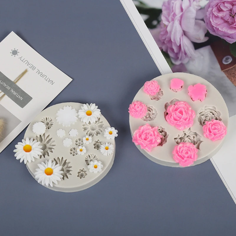 Small Daisy Rose Flower Molds Fondant Cakes Decor Tools Silicone Mold Sugarcrafts Chocolate Baking Tool For Cakes Gumpaste Form
Small Daisy Rose Flower Molds Fondant Cakes Decor Tools Silicone Mold Sugarcrafts Chocolate Baking Tool For Cakes Gumpaste Form