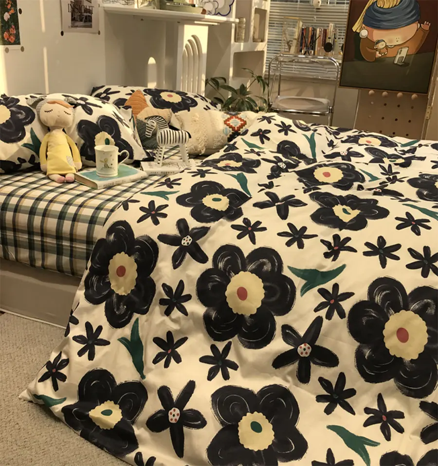 Fashion cool black flower plaid bedding set,single double cotton twin full queen home textile flat sheet pillow case duvet cover
Fashion cool black flower plaid bedding set,single double cotton twin full queen home textile flat sheet pillow case duvet cover