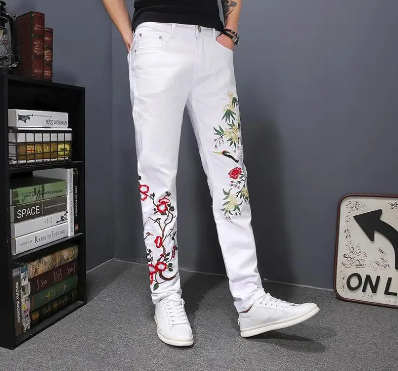 Embroidered Men's Crane Jeans Flower Bird Floral Patches Slim Fit Denim Pants White Long Trousers High Quality
Embroidered Men's Crane Jeans Flower Bird Floral Patches Slim Fit Denim Pants White Long Trousers High Quality