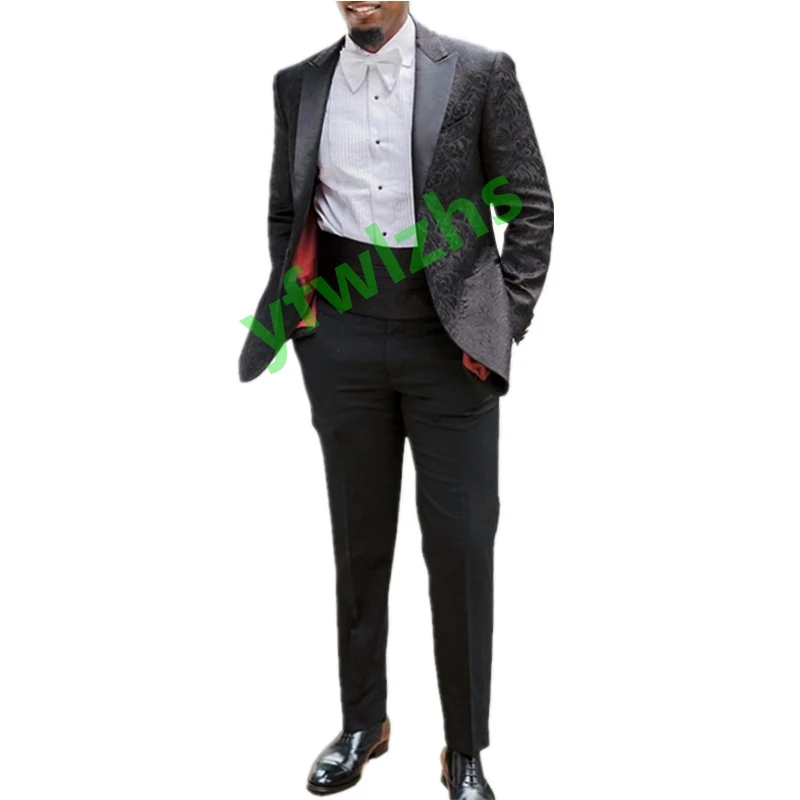 New Arrival Embossing Groomsmen Peak Lapel Groom Tuxedos Men Suits Wedding/Prom Best Blazer ( Jacket+Pants+Tie) D24
New Arrival Embossing Groomsmen Peak Lapel Groom Tuxedos Men Suits Wedding/Prom Best Blazer ( Jacket+Pants+Tie) D24
