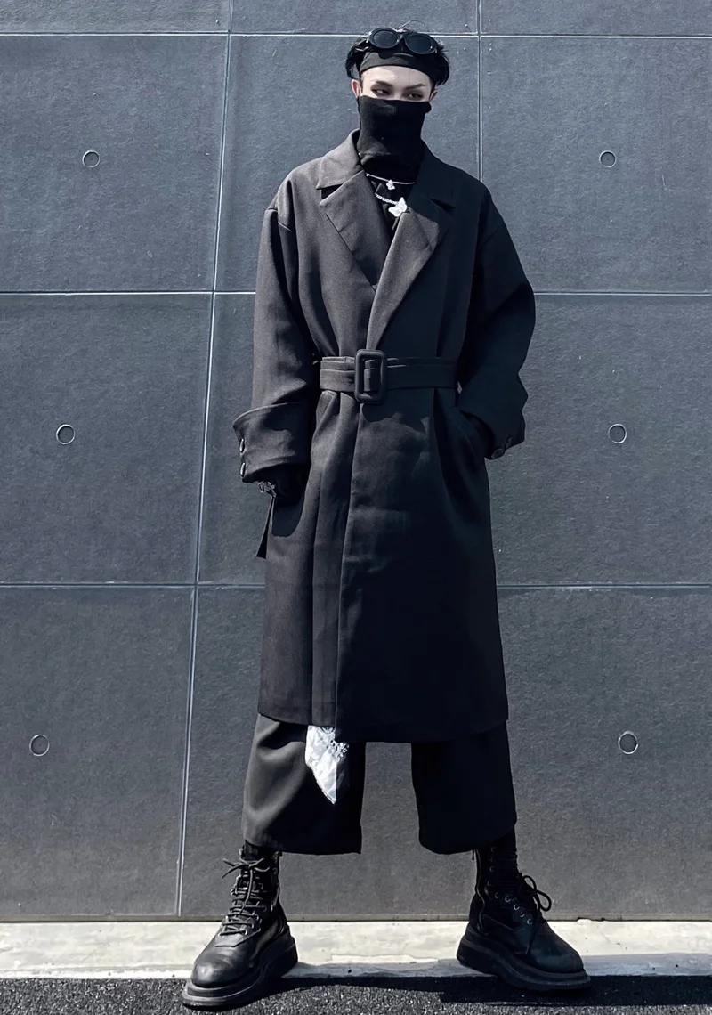 Early autumn thin loose lace-up trench coat male ins British style lapel back mid-slit long over-the-knee coat
Early autumn thin loose lace-up trench coat male ins British style lapel back mid-slit long over-the-knee coat