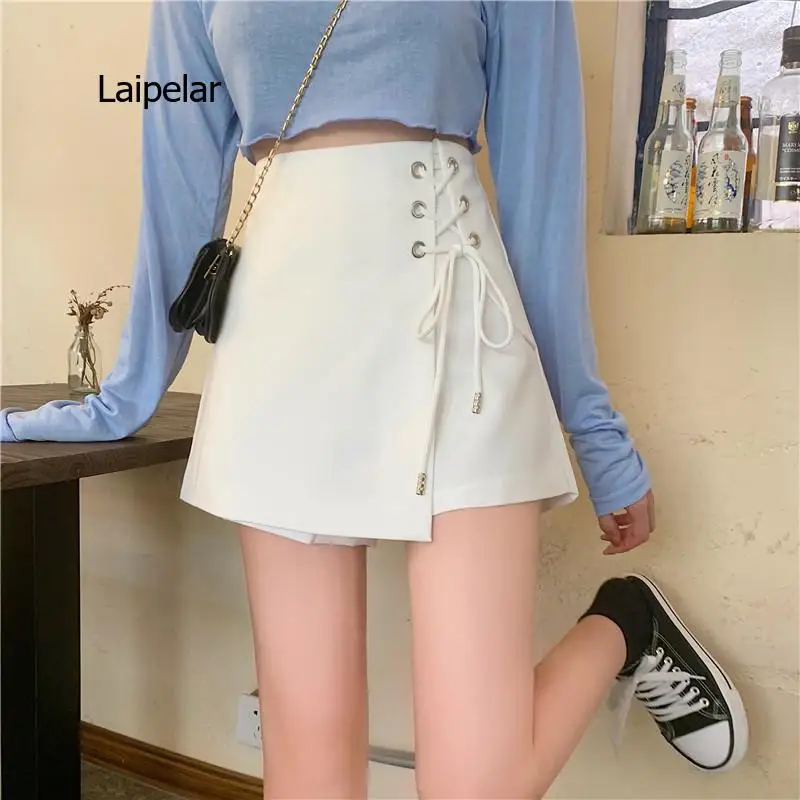 Women High Waist Shorts Skirt Korean Wide Leg Shorts Harajuku Irregular Drawstring White Shorts Casual Office Wear Fashion
Women High Waist Shorts Skirt Korean Wide Leg Shorts Harajuku Irregular Drawstring White Shorts Casual Office Wear Fashion