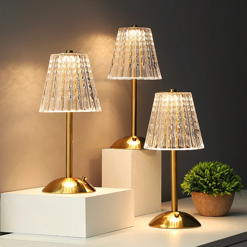 Modern Crystal Table Lamp Gold Living Room Bedroom Hotel Wireless Dimmable Desk Light Bedside Rechargeable Cordless Desk Lamp
Modern Crystal Table Lamp Gold Living Room Bedroom Hotel Wireless Dimmable Desk Light Bedside Rechargeable Cordless Desk Lamp