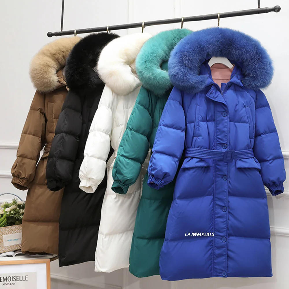 Real Natural Fox Fur Winter 90% White Duck Down Coat Winter Jacket Loose Women Down Parkas Thick Warm Hooded Overcoat with belt
Real Natural Fox Fur Winter 90% White Duck Down Coat Winter Jacket Loose Women Down Parkas Thick Warm Hooded Overcoat with belt