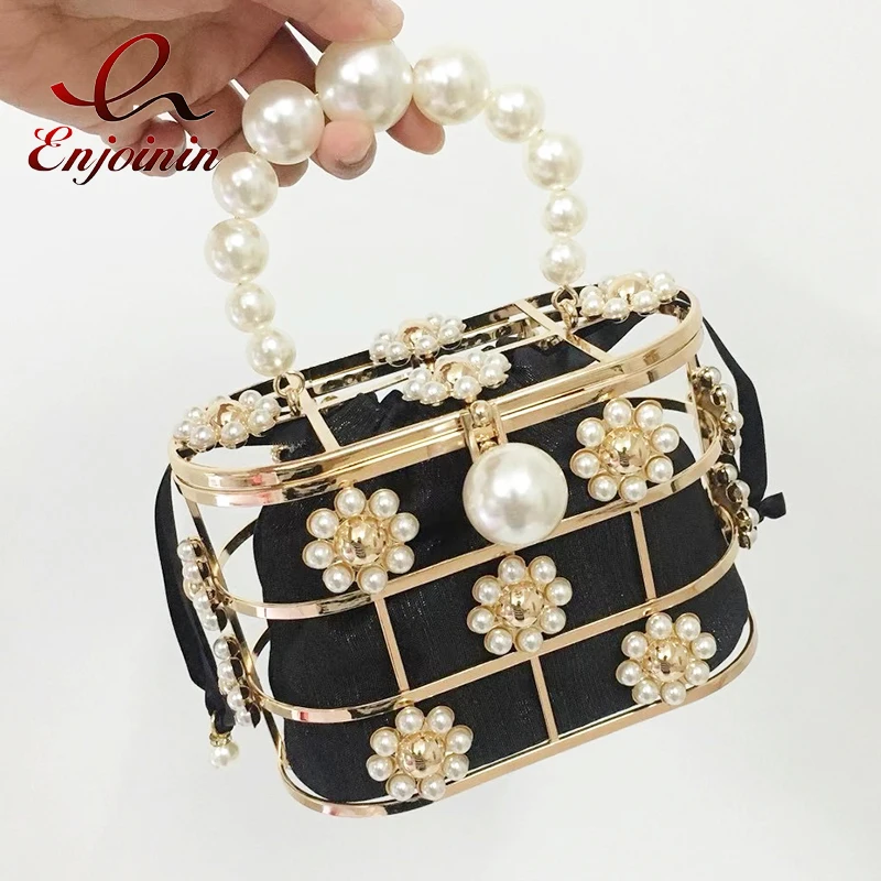 Pearl Metallic Basket Party Evening Clutch Bag for Women Fashion Designer Hollow Out Purses and Handbags Chain Shoulder Bag New
Pearl Metallic Basket Party Evening Clutch Bag for Women Fashion Designer Hollow Out Purses and Handbags Chain Shoulder Bag New