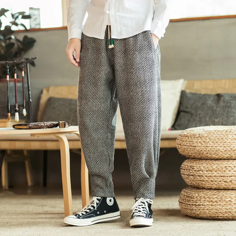 Men's Solid Color Straight Harem Pants Chinese Style Man Loose Ankle-Length Trousers Streetwear Male Casual Pants
Men's Solid Color Straight Harem Pants Chinese Style Man Loose Ankle-Length Trousers Streetwear Male Casual Pants