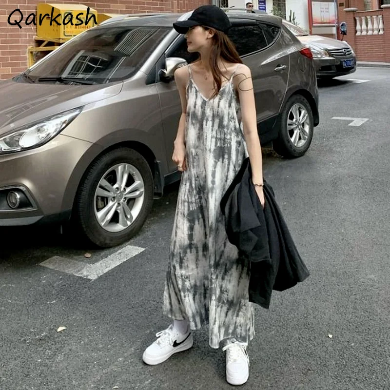 Dresses Women Tie Dye V-Neck Sleeveless Summer Hot Sale Design Vintage Streetwear Elegant Popular Ulzzang Preppy Leisure Cozy
Dresses Women Tie Dye V-Neck Sleeveless Summer Hot Sale Design Vintage Streetwear Elegant Popular Ulzzang Preppy Leisure Cozy