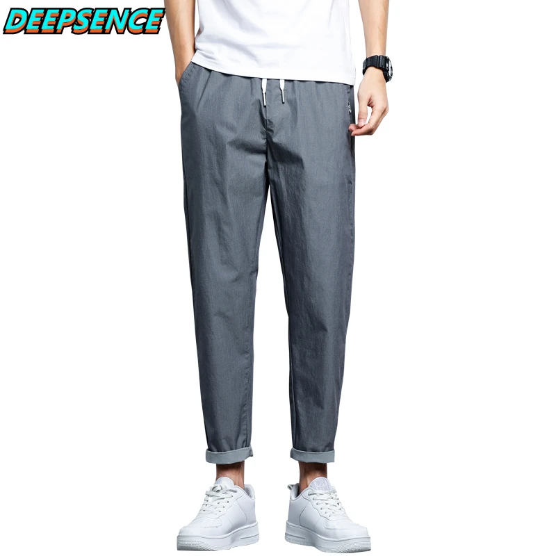 Men Four Seasons Casual Pants Straight Drawstring Loose Ankel Length High Quality Fashion Streetwear 2021 New Pants Men
Men Four Seasons Casual Pants Straight Drawstring Loose Ankel Length High Quality Fashion Streetwear 2021 New Pants Men