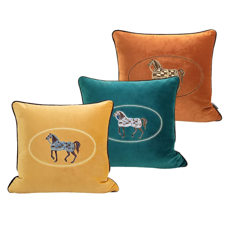 Handmade Embroidery Throw Pillow, Living Room Cushion, Sofa Pillow, Lumbar, Luxury, Wedding Gifts, Home Decoration Accessories
Handmade Embroidery Throw Pillow, Living Room Cushion, Sofa Pillow, Lumbar, Luxury, Wedding Gifts, Home Decoration Accessories