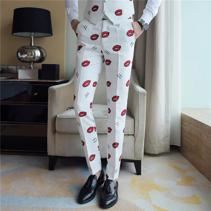 2020 Spring New Floral Trousers Slim Business Printing Casual Pants Men Wedding Pants nightclub male singer performance Trousers
2020 Spring New Floral Trousers Slim Business Printing Casual Pants Men Wedding Pants nightclub male singer performance Trousers