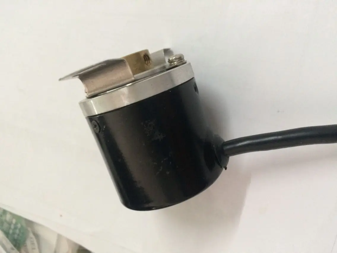 Wuxi Xinya Universal Encoder H38H-8-100-2000-3-F-24 200P/R 360P/R 500P/R 600P/R 1000P/R 2000P/R
Wuxi Xinya Universal Encoder H38H-8-100-2000-3-F-24 200P/R 360P/R 500P/R 600P/R 1000P/R 2000P/R