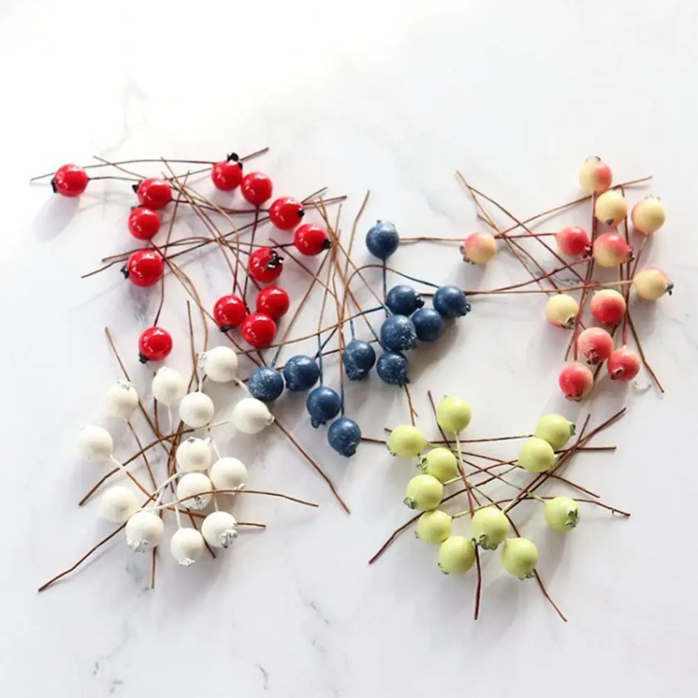 100pcs/bag Red Holly Berry Berries Home Garland Christmas Tree Decor Artificial Floral Bouquet Small Ball Fruit Berry 4 Colors
100pcs/bag Red Holly Berry Berries Home Garland Christmas Tree Decor Artificial Floral Bouquet Small Ball Fruit Berry 4 Colors