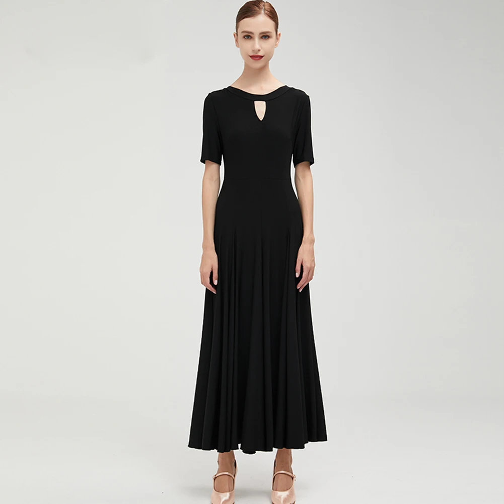 Female Ballroom Dance Dress Half Sleeve Long Swing Skirt Professional Competition Modern Waltz Cha Cha Dress
Female Ballroom Dance Dress Half Sleeve Long Swing Skirt Professional Competition Modern Waltz Cha Cha Dress