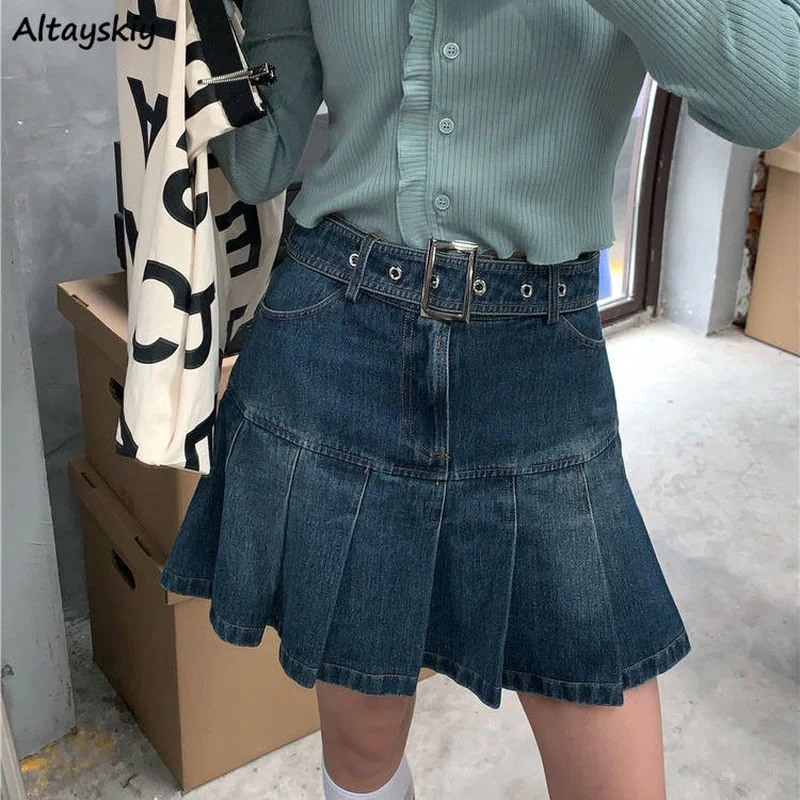 Mini Skirts Women Demin Retro Folds Sweet Streetwear Summer College Basic Casual All-match Popular Harajuku Female Chic Sexy New
Mini Skirts Women Demin Retro Folds Sweet Streetwear Summer College Basic Casual All-match Popular Harajuku Female Chic Sexy New