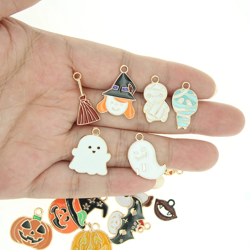 10pcs Halloween Charms Multicolor Enamel Pumpkin ghost magic hat bat Charms For Jewelry Making DIY Necklace Earrings Accessories
10pcs Halloween Charms Multicolor Enamel Pumpkin ghost magic hat bat Charms For Jewelry Making DIY Necklace Earrings Accessories