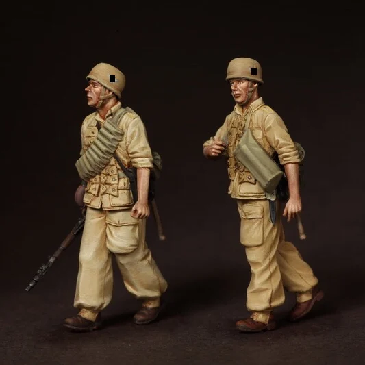 Фигурка модели из смолы 1/35, GK, военная тема, комплект в разобранном и неокрашенном виде
Фигурка модели из смолы 1/35, GK, военная тема, комплект в разобранном и неокрашенном виде