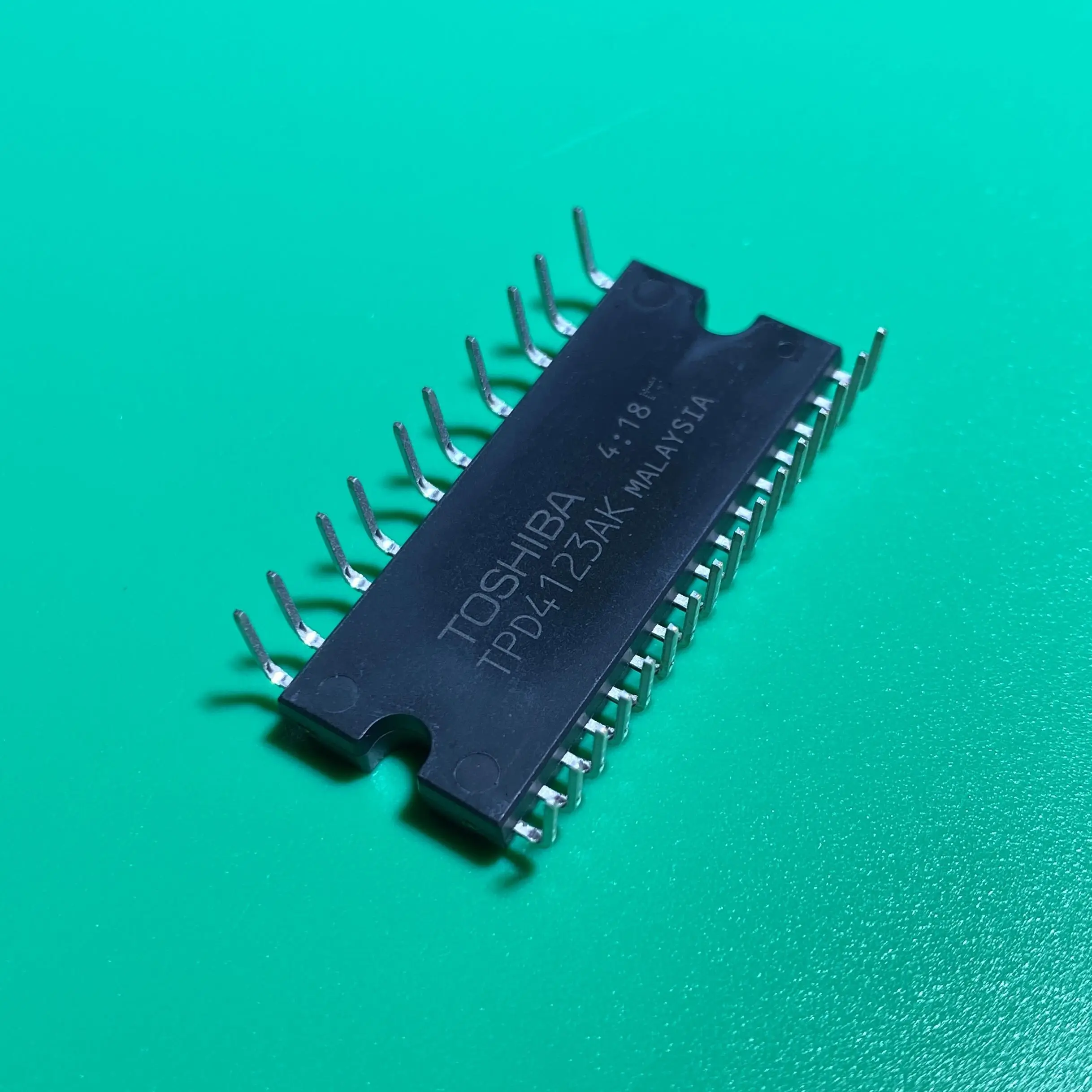 Интеллектуальное устройство питания TPD4123AK DIP26 TPD4123 AK, монолитный кремниевый блок питания высокого напряжения, IC TPD 4123AK 4123 TP D4123AK
Интеллектуальное устройство питания TPD4123AK DIP26 TPD4123 AK, монолитный кремниевый блок питания высокого напряжения, IC TPD 4123AK 4123 TP D4123AK