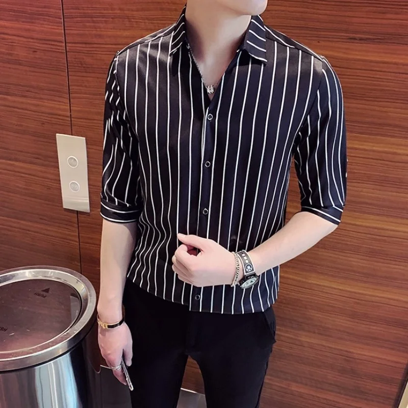 Casual Smart Mens Shirt New Summer Half Sleeve Button Tops Office Men Turn-Down Collar Slim Business Black White Striped Shirts
Casual Smart Mens Shirt New Summer Half Sleeve Button Tops Office Men Turn-Down Collar Slim Business Black White Striped Shirts