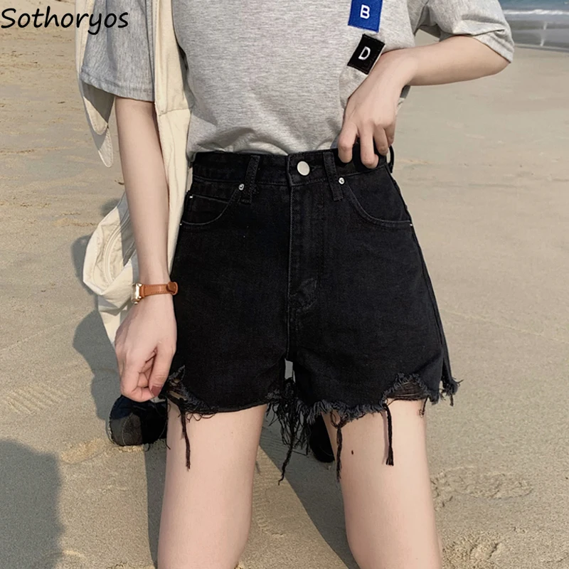 Denim Shorts Women High Waist Distressed Loose Vintage Solid Simple All-match Korean Style Leisure Ripped Streetwear Harajuku
Denim Shorts Women High Waist Distressed Loose Vintage Solid Simple All-match Korean Style Leisure Ripped Streetwear Harajuku