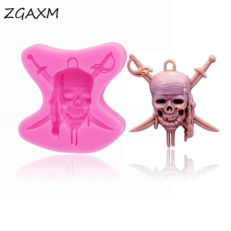 ZG946 New Skull head pirate keychain pendant silicone mold Halloween ghost head epoxy resin silicone clay mold
ZG946 New Skull head pirate keychain pendant silicone mold Halloween ghost head epoxy resin silicone clay mold