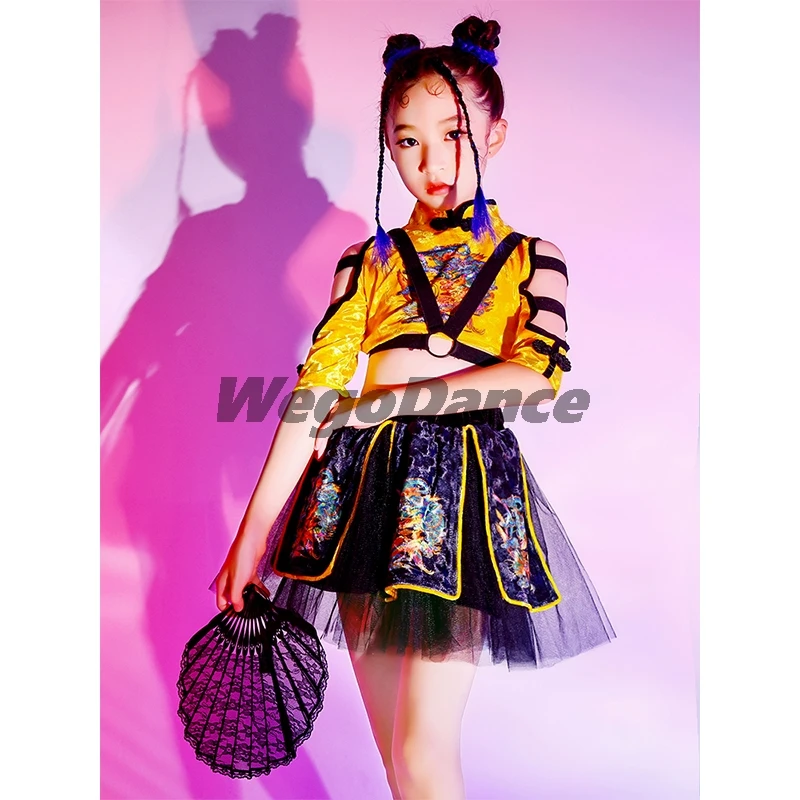 New Hiphop Style Girl Wear Multicolor Chinese Style Jazz Costume Top And Skirt Set
New Hiphop Style Girl Wear Multicolor Chinese Style Jazz Costume Top And Skirt Set