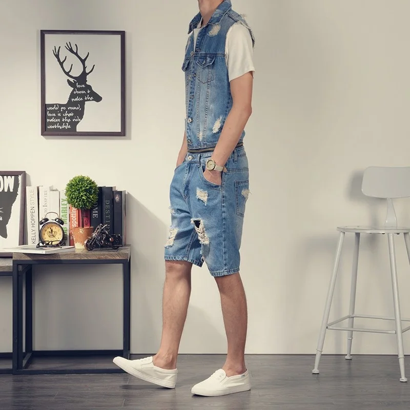 Men Summer Denim Hole Ripped Overalls Sleeveless Short Jumpsuit Fashion Jeans Male Single Breasted Shorts One Piece Romper
Men Summer Denim Hole Ripped Overalls Sleeveless Short Jumpsuit Fashion Jeans Male Single Breasted Shorts One Piece Romper