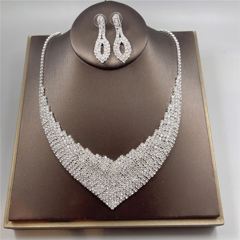 Exquisite Cubic Zirconia Romantic Wedding Party Jewelry Set Gold Color High Quality CZ Bridal Necklace Earring Accessories
Exquisite Cubic Zirconia Romantic Wedding Party Jewelry Set Gold Color High Quality CZ Bridal Necklace Earring Accessories