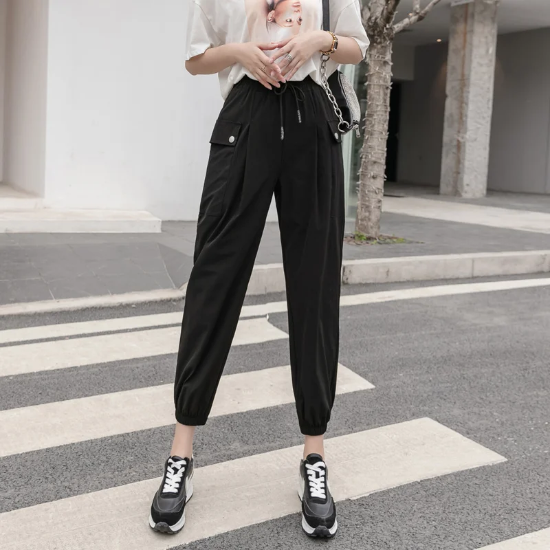 Black High Waist Cargo Pants Women Pockets Patchwork Loose Streetwear Pencil Pants 2020 Fashion Hip Hop Women's Trousers
Black High Waist Cargo Pants Women Pockets Patchwork Loose Streetwear Pencil Pants 2020 Fashion Hip Hop Women's Trousers