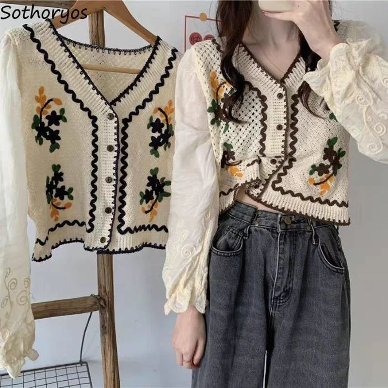 Women Cardigan Patchwork Lace Embroidery Long Sleeve Casual Elegant Outwear Spring Autumn Fashion Crop Tops V-neck Korean Style
Women Cardigan Patchwork Lace Embroidery Long Sleeve Casual Elegant Outwear Spring Autumn Fashion Crop Tops V-neck Korean Style