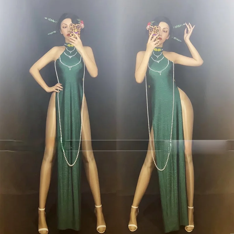 Индивидуальный Ретро Чонсам для вечевечерние бара танцевальная Команда Женская певица фотография многоцветное жемчужное платье с высокой вилкой для выступления сцены
Индивидуальный Ретро Чонсам для вечевечерние бара танцевальная Команда Женская певица фотография многоцветное жемчужное платье с высокой вилкой для выступления сцены