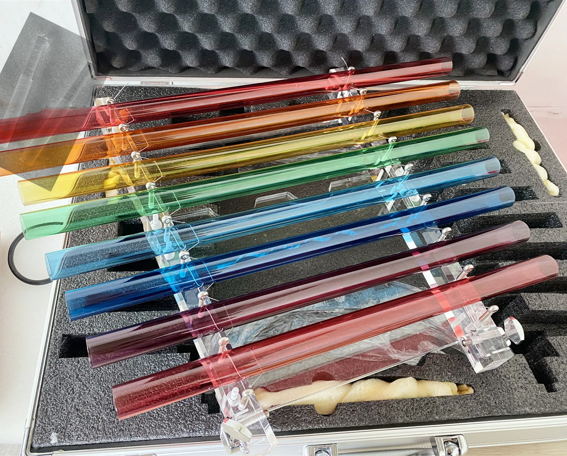 Rainbow color crystal singing harp perfect pitch 5th octave CDEFGABC6 432HZ for sound theraphy.
Rainbow color crystal singing harp perfect pitch 5th octave CDEFGABC6 432HZ for sound theraphy.