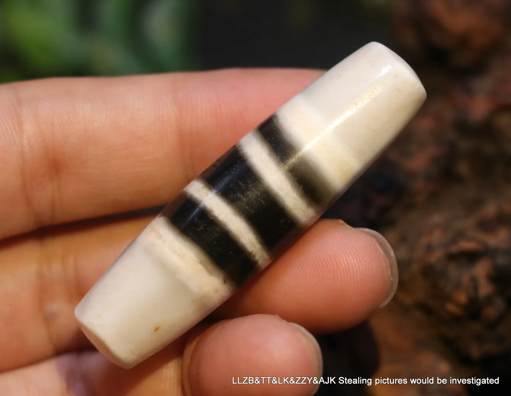 Magic Tibetan Top old Agate 4 Stripe Healer Medicine dZi Bead Pendant Amulet 4A+ Timestown UPD210919A1
Magic Tibetan Top old Agate 4 Stripe Healer Medicine dZi Bead Pendant Amulet 4A+ Timestown UPD210919A1