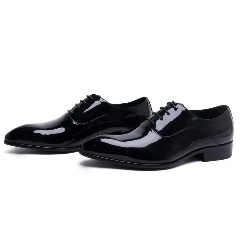 Simple Elegant Patent Leather Dress Men Shoes Black Pointed-Toe Wedding Shoes High Grade Career Office Work Male Man Shoes 37-44
Simple Elegant Patent Leather Dress Men Shoes Black Pointed-Toe Wedding Shoes High Grade Career Office Work Male Man Shoes 37-44