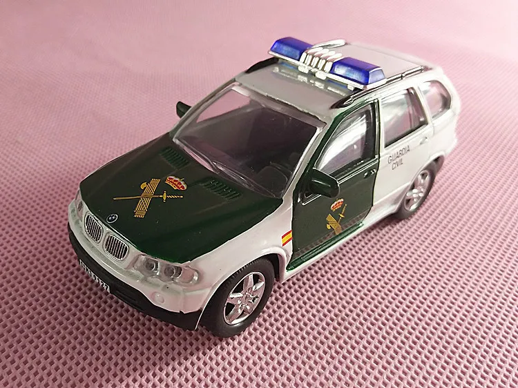 1/43 New Special Die-casting Metal German X5 Luxury Suv Model Furniture Display Collection Toys For Children
1/43 New Special Die-casting Metal German X5 Luxury Suv Model Furniture Display Collection Toys For Children