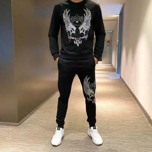 Fashion brand sportswear men's set 2 pieces autumn winter new crown hot diamond casual tracksuit
Fashion brand sportswear men's set 2 pieces autumn winter new crown hot diamond casual tracksuit
