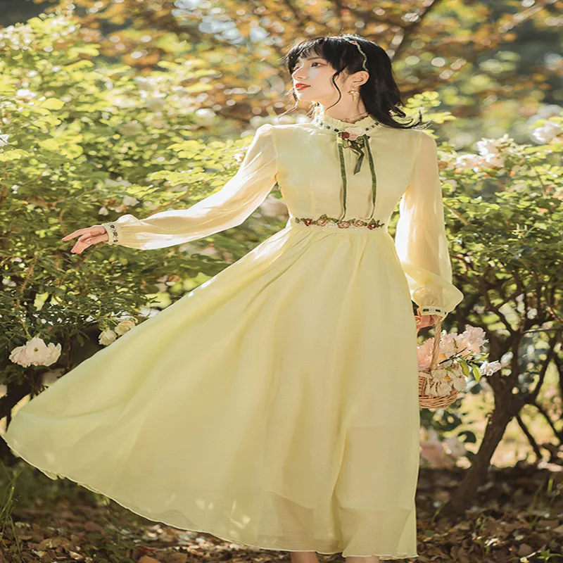2021 Autumn Vintage New Arrival High Quality Bowknot Stand Collar Flower Embroidery Long Sleeve Woman Long Chiffon Dress
2021 Autumn Vintage New Arrival High Quality Bowknot Stand Collar Flower Embroidery Long Sleeve Woman Long Chiffon Dress