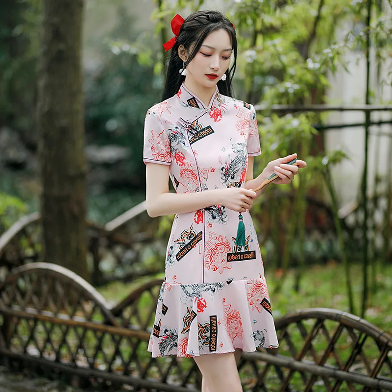 New Fashion Solid Flower Printing Mermaid Cheongsam Classic Elegant Slim Bodycon Short Sleeve Sexy Qipao Evening Party Dress
New Fashion Solid Flower Printing Mermaid Cheongsam Classic Elegant Slim Bodycon Short Sleeve Sexy Qipao Evening Party Dress