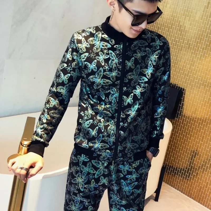 Colorful Hot Stamping Printed Mens Set Autumn Man Sport 2 Piece Set Jacket + Pants Tracksuit Men Moda Hombre Ropa De Hombre
Colorful Hot Stamping Printed Mens Set Autumn Man Sport 2 Piece Set Jacket + Pants Tracksuit Men Moda Hombre Ropa De Hombre