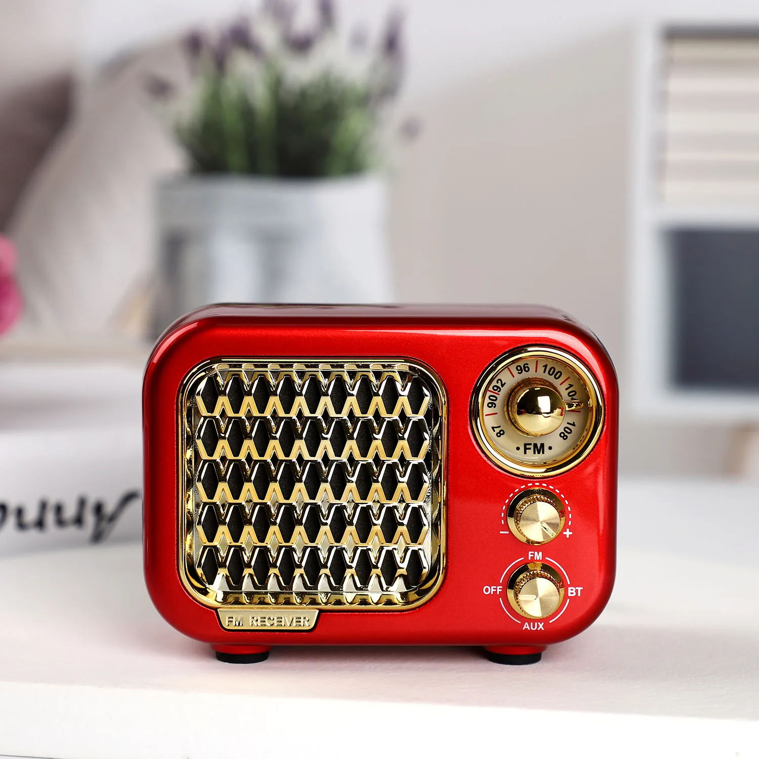 R928 Vintage Retro Bluetooth 5.0 Wireless Mini Portable Speaker FM radio Support TF Card Loud Volume MP3 Player Strong Bass
R928 Vintage Retro Bluetooth 5.0 Wireless Mini Portable Speaker FM radio Support TF Card Loud Volume MP3 Player Strong Bass